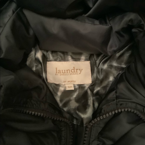 Navy blue down jacket - Picture 2 of 4